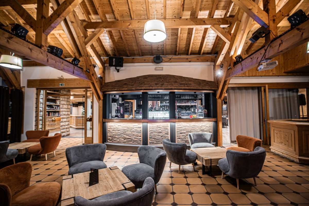 Hôtel Le Crêt Morzine - © Mojocom Hôtel Le Crêt Morzine