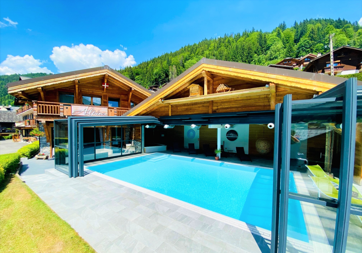 Piscine en été