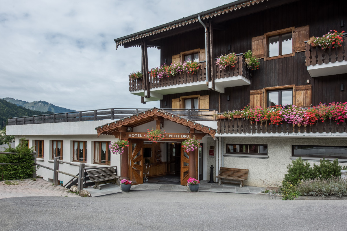 Hôtel Le Petit Dru - © Hôtel Le Petit Dru Hôtel Le Petit Dru