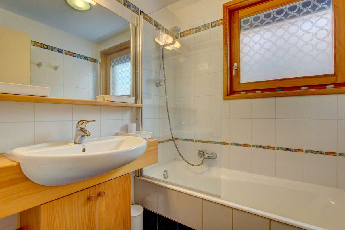 _clients_227411002_photos_180e_6736807