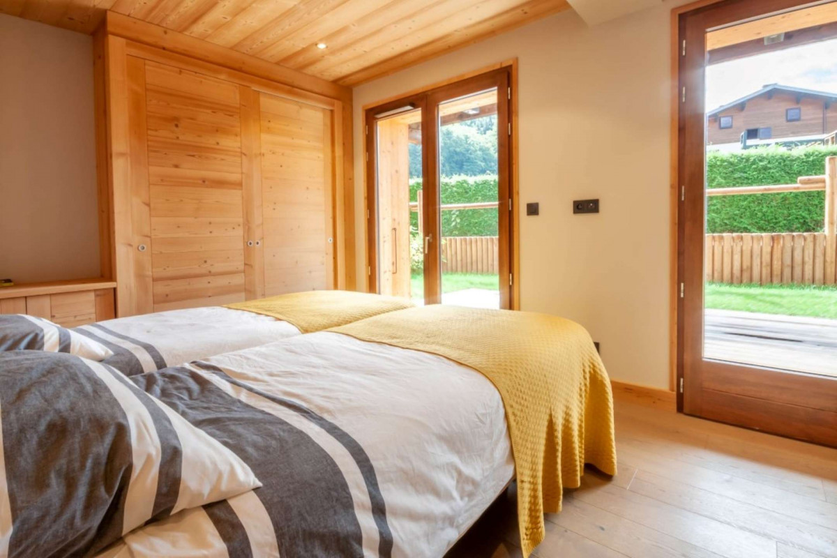 _clients_227411002_photos_220j_6892974