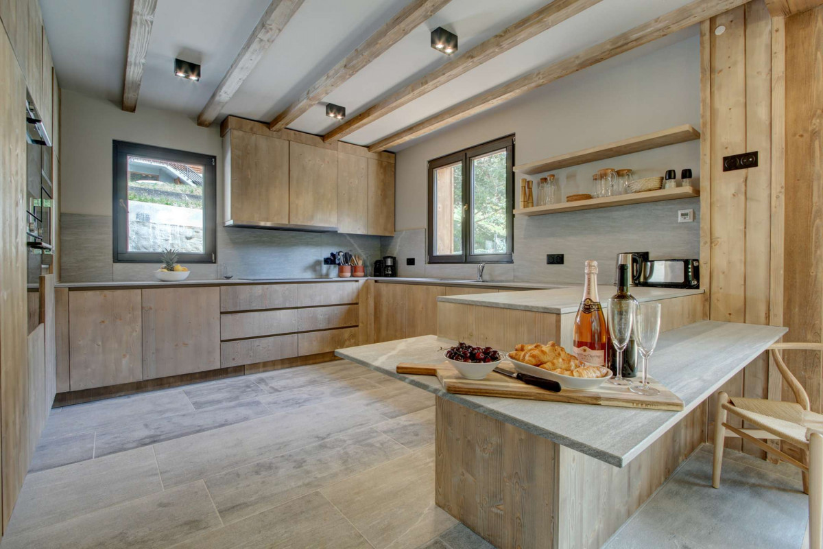 _clients_227411002_photos_246d_5973542