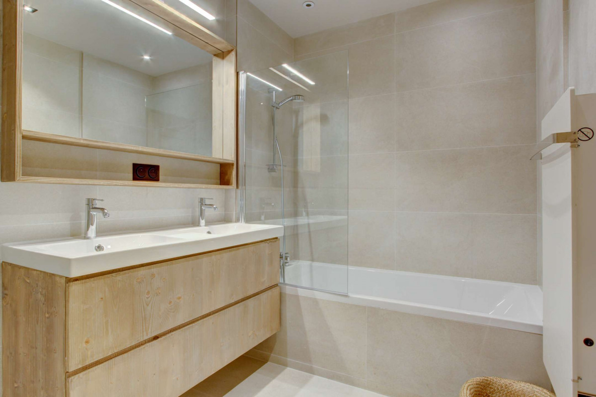 _clients_227411002_photos_247l_5939029