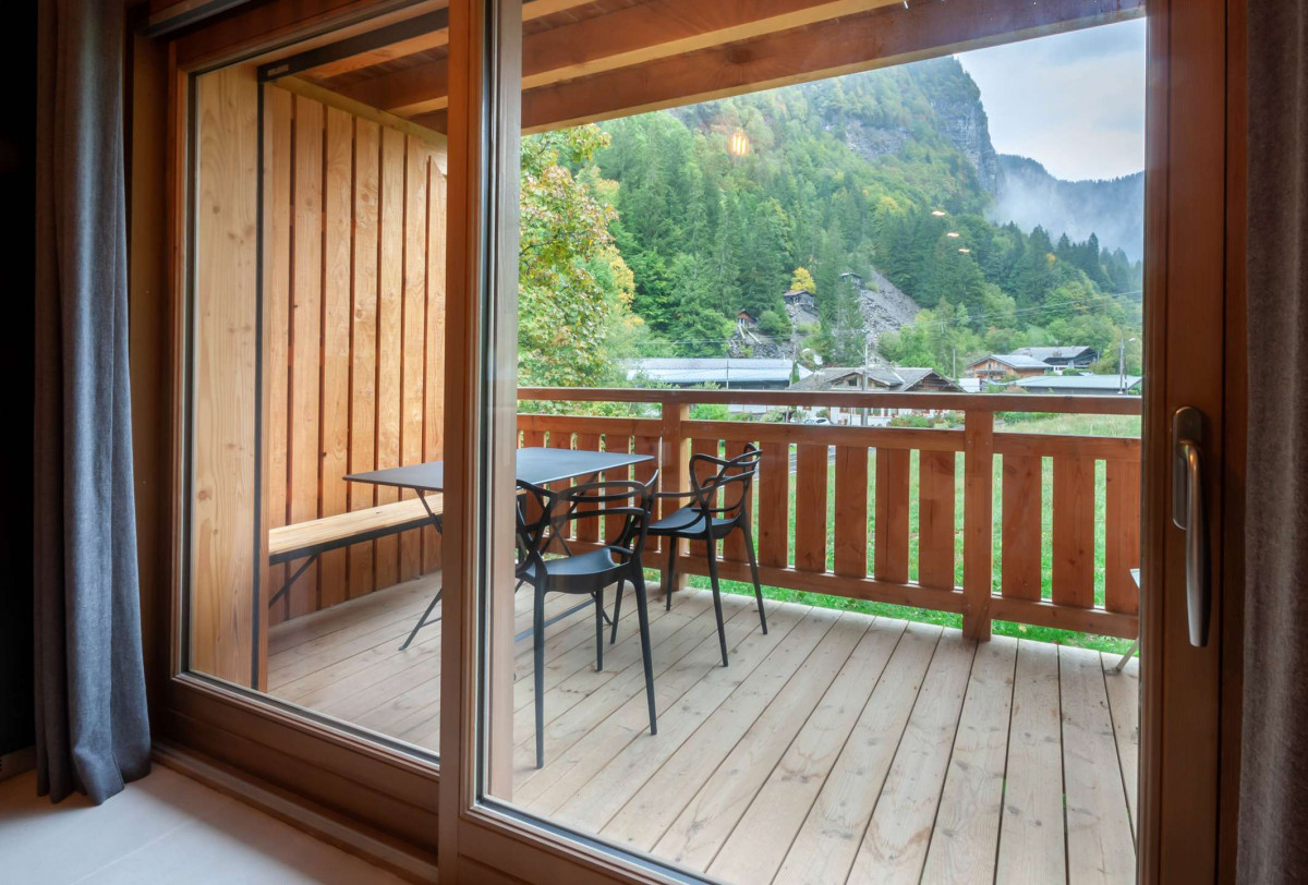 _clients_227411002_photos_325k_6943545 _clients_227411002_photos_325k_6943545