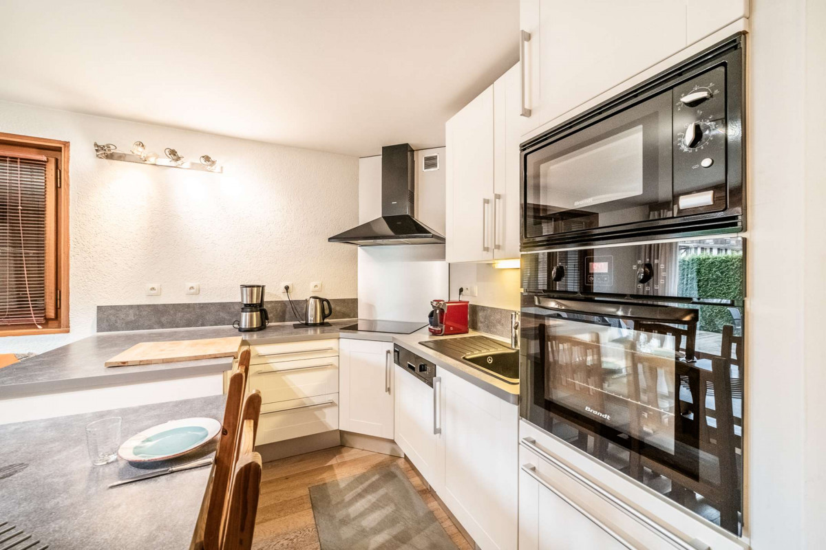 _clients_227411002_photos_372b_6768477 _clients_227411002_photos_372b_6768477