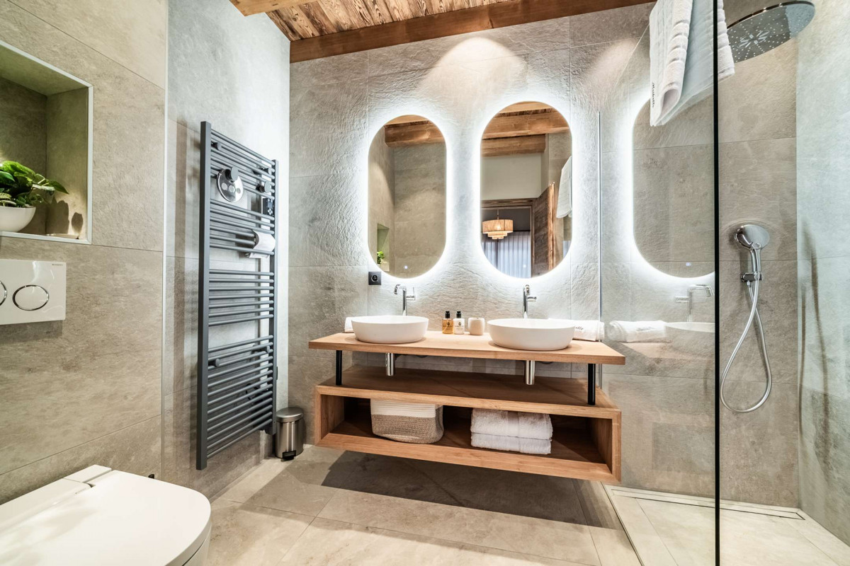 _clients_227411002_photos_383e_6803508