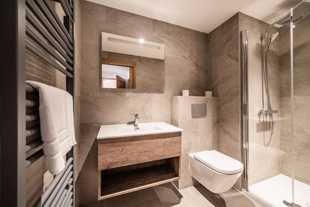 _clients_227411002_photos_385j_7153906