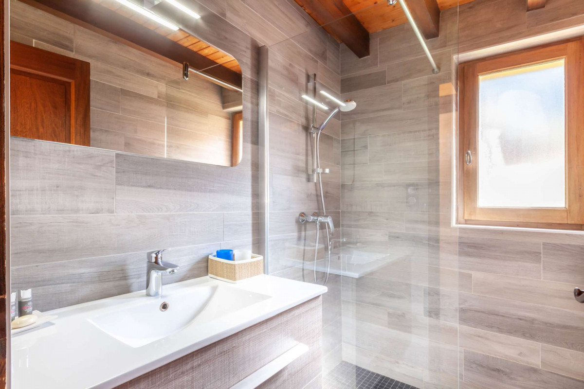 _clients_227411002_photos_44e_6796271