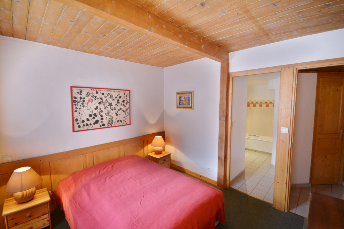 _lv_images__lot_0000010408_10_7042050 _lv_images__lot_0000010408_10_7042050