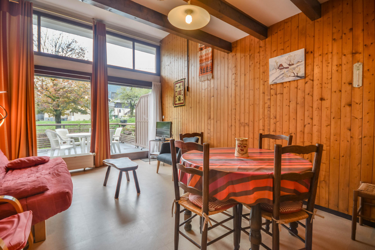 _lv_images__lot_0000040028_01_6651862