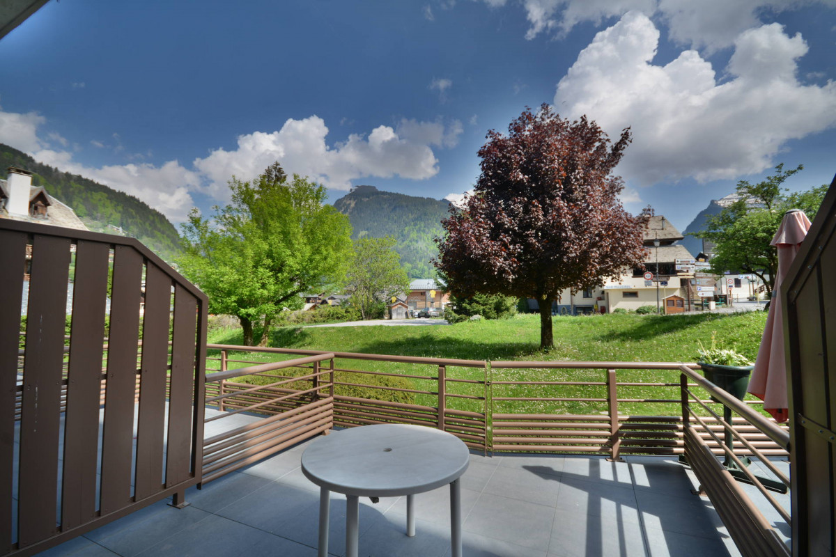 _lv_images__lot_0000040028_09_6710197 _lv_images__lot_0000040028_09_6710197