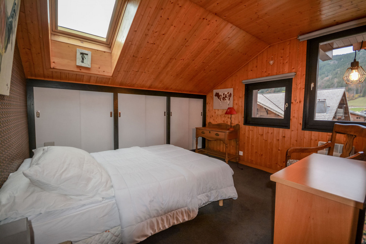 _lv_images__lot_0000150232_07_6779104