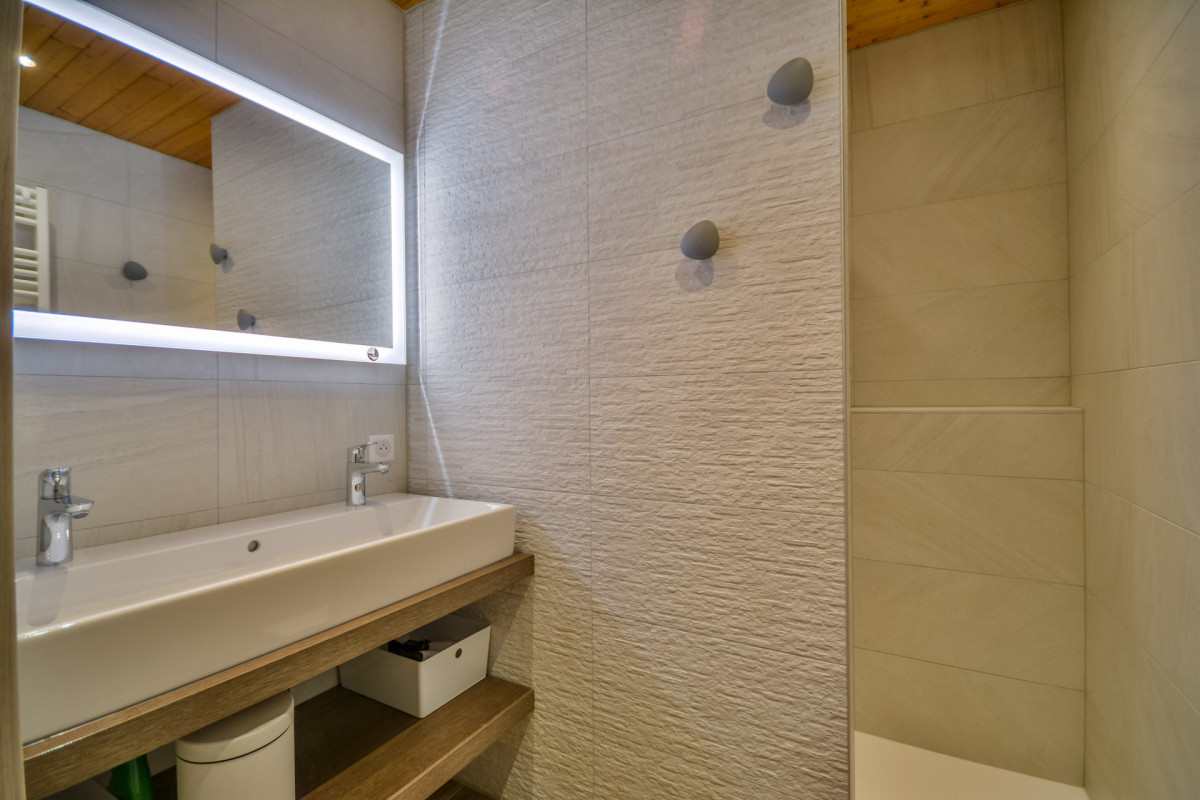 _lv_images__lot_0000150309_07_6736809 _lv_images__lot_0000150309_07_6736809