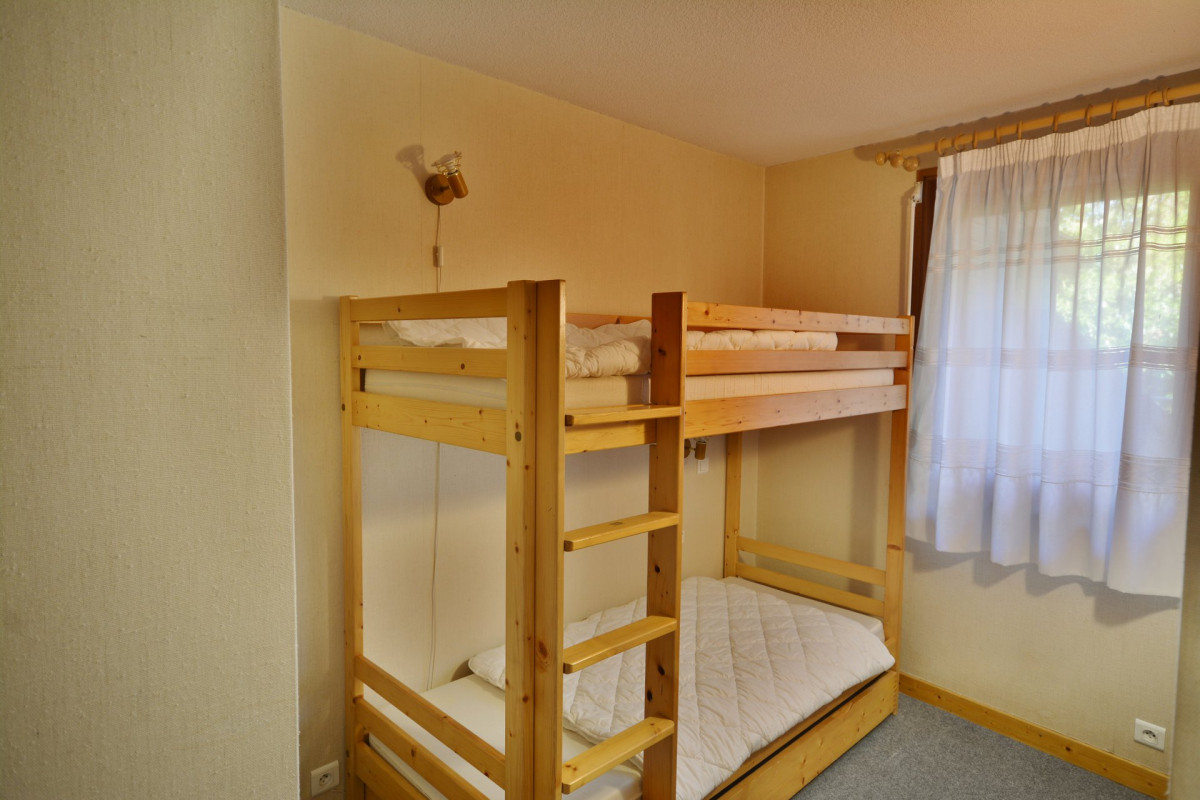 _lv_images__lot_0001020204_05_7280462