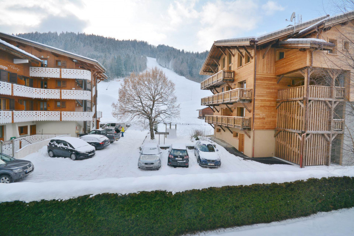 _lv_images__lot_0020392224_08_6612069