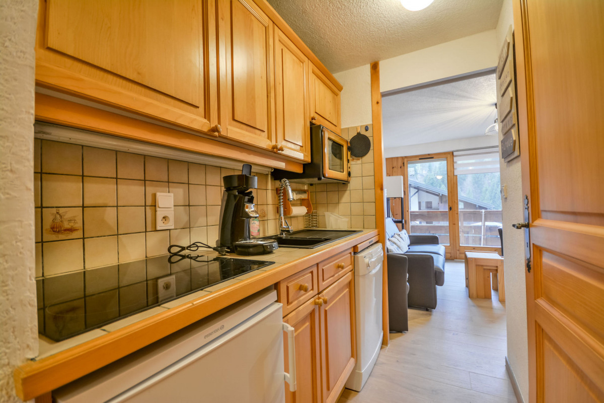 _lv_images__lot_0020392229_04_6774254