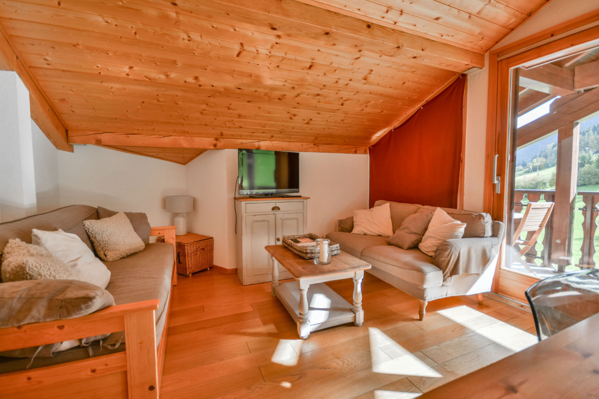 _lv_images__lot_0020392231_10_6725966