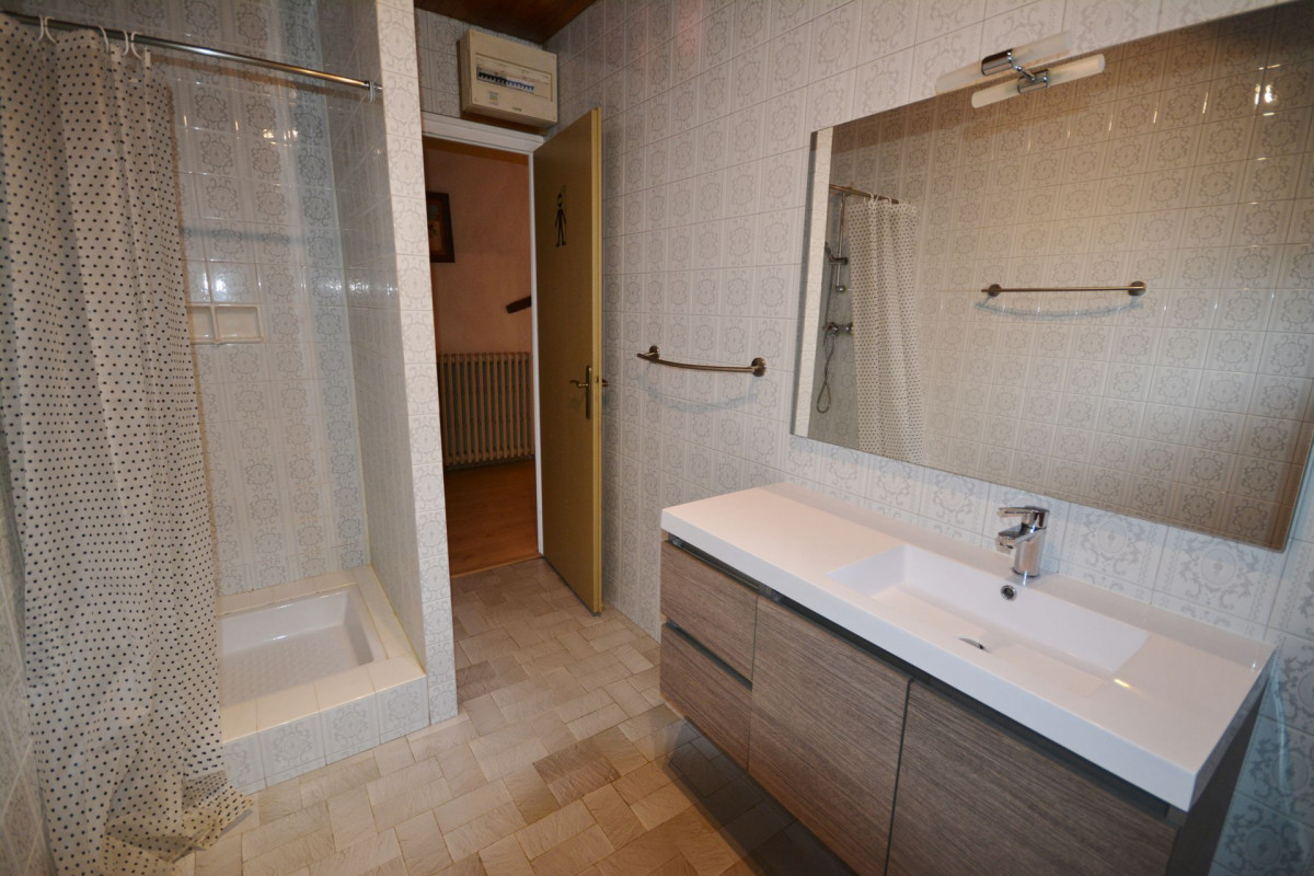 _lv_images__lot_0020392239_07_6888744