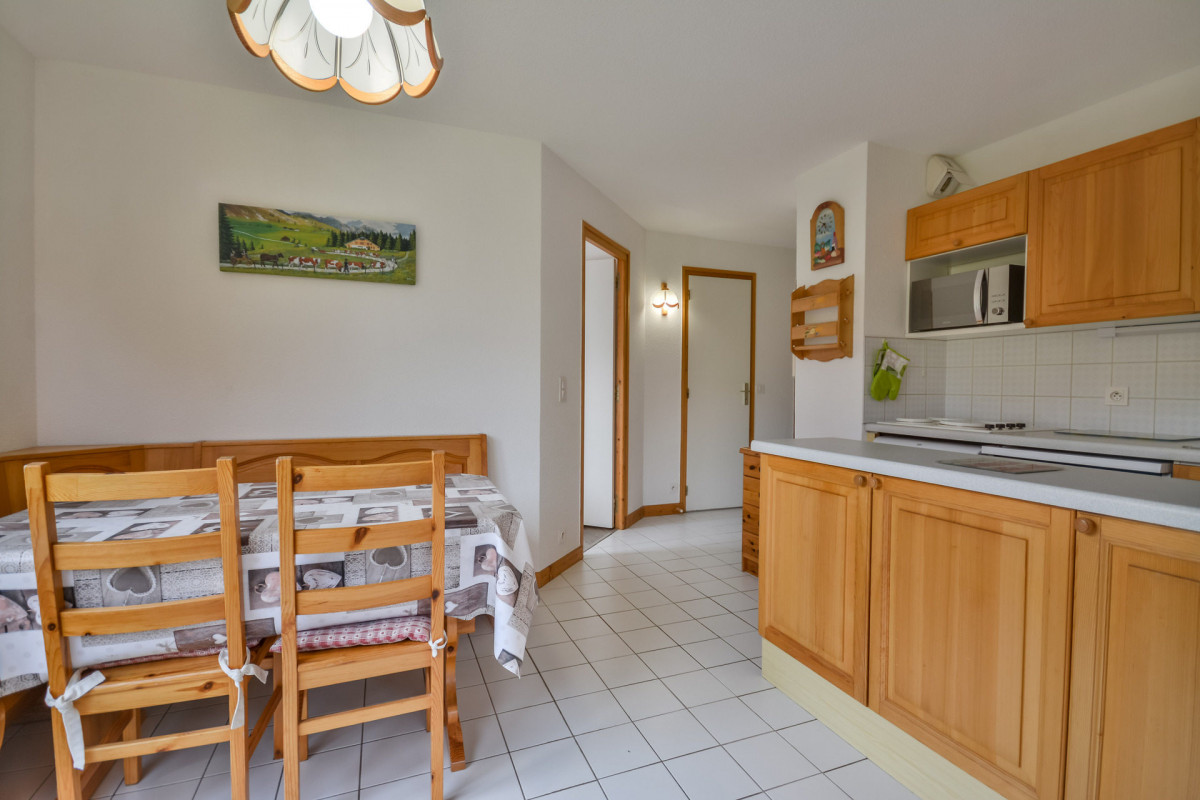 _lv_images__lot_0020392293_03_6896448