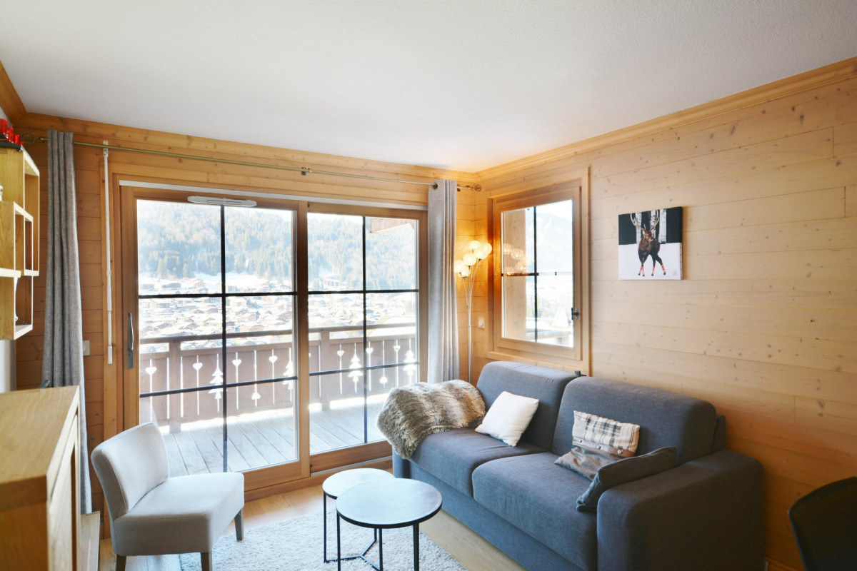 _lv_images__lot_0020392305_02_7096650