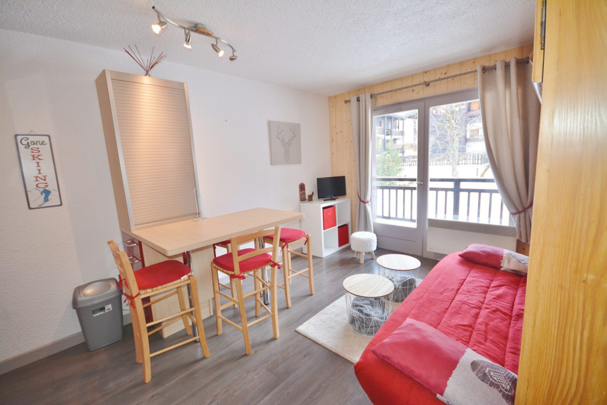 _lv_images__lot_0020392327_02_7128214