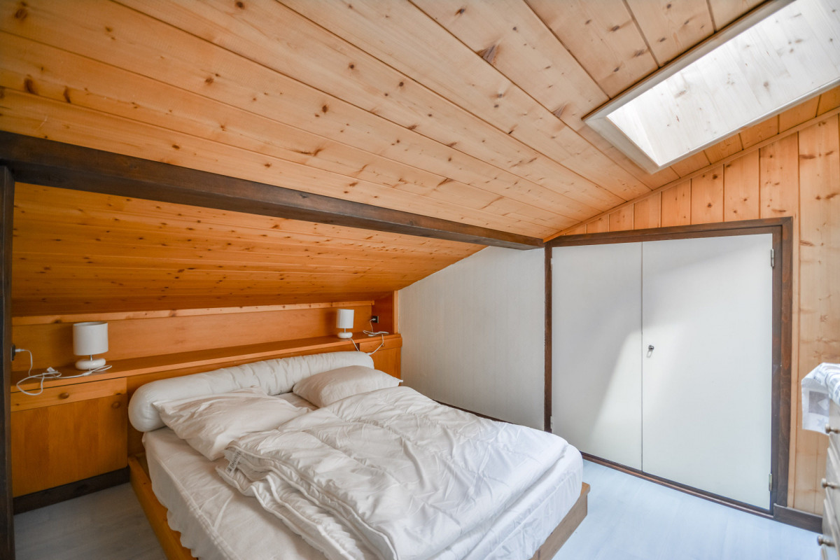 _lv_images__lot_0020392438_04_7155225 _lv_images__lot_0020392438_04_7155225