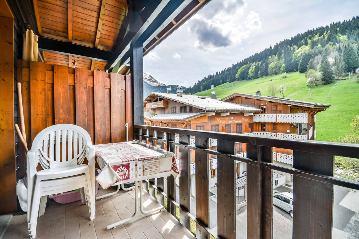 _lv_images__lot_0020392438_08_7155234