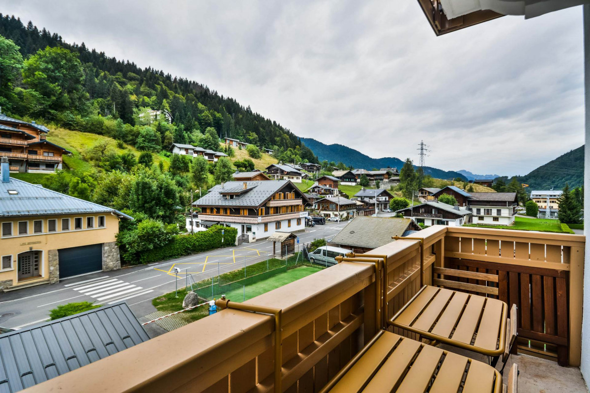 _lv_images__lot_0020392447_08_7073499