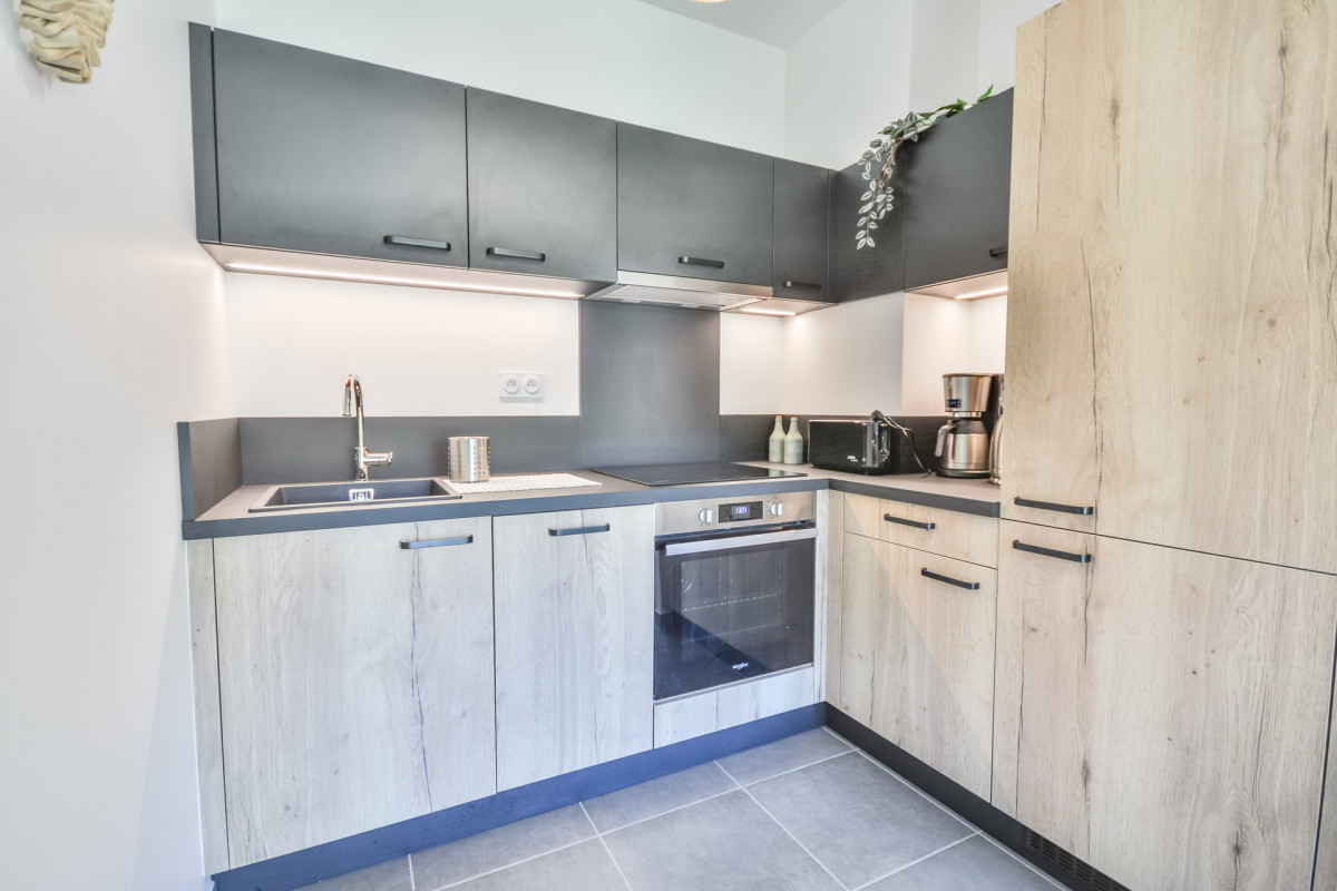 _lv_images__lot_0020392463_02_7116059