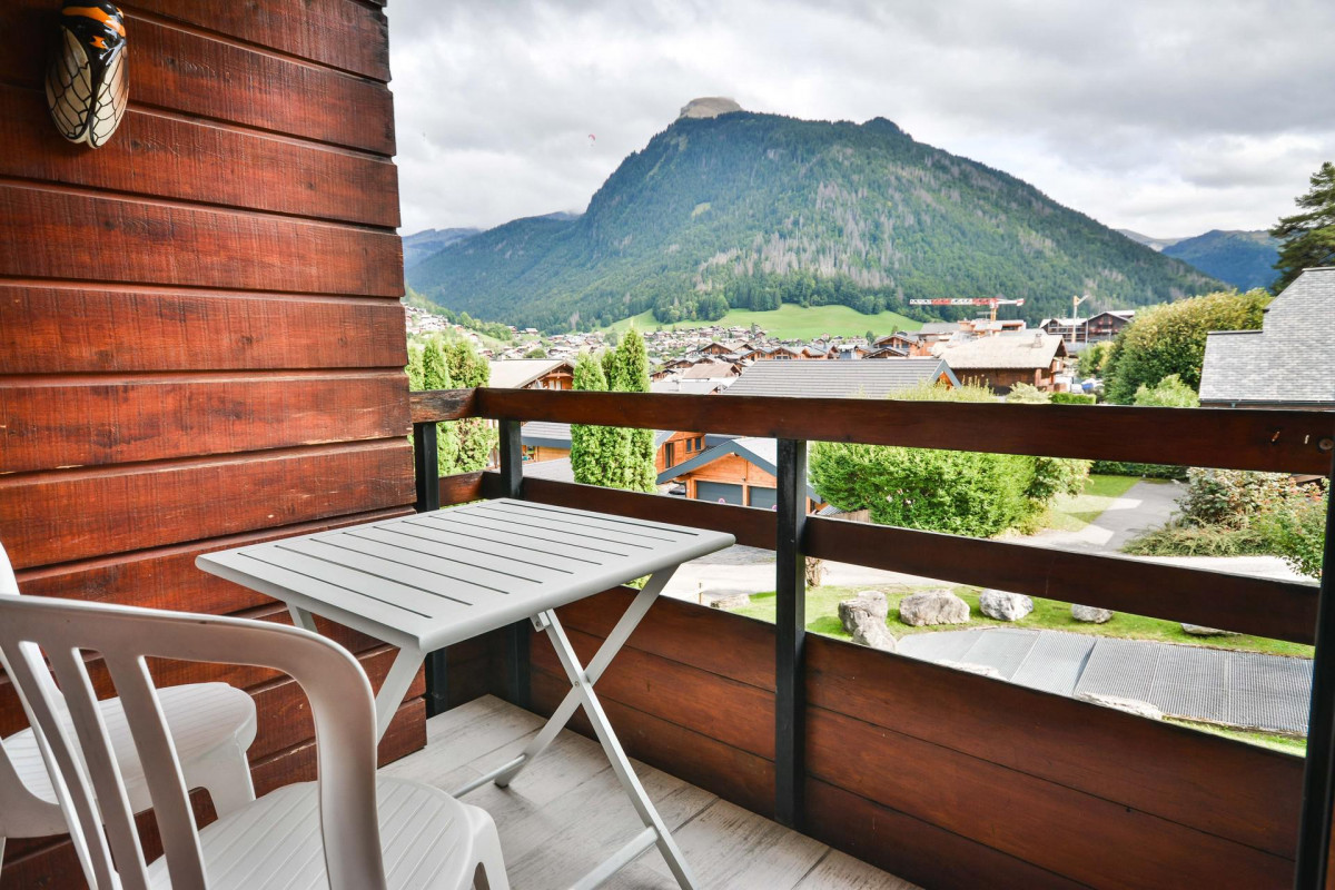 _lv_images__lot_0020392477_07_7123986