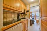 _lv_images__lot_0020392229_04_7739485