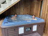 jacuzzi-charlie-5584426