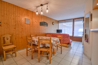 _lv_images__lot_0001020121_01_6593422 _lv_images__lot_0001020121_01_6593422