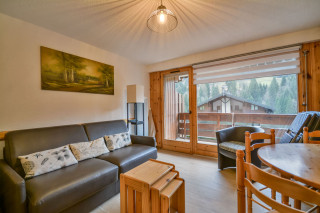 _lv_images__lot_0020392229_01_6766793