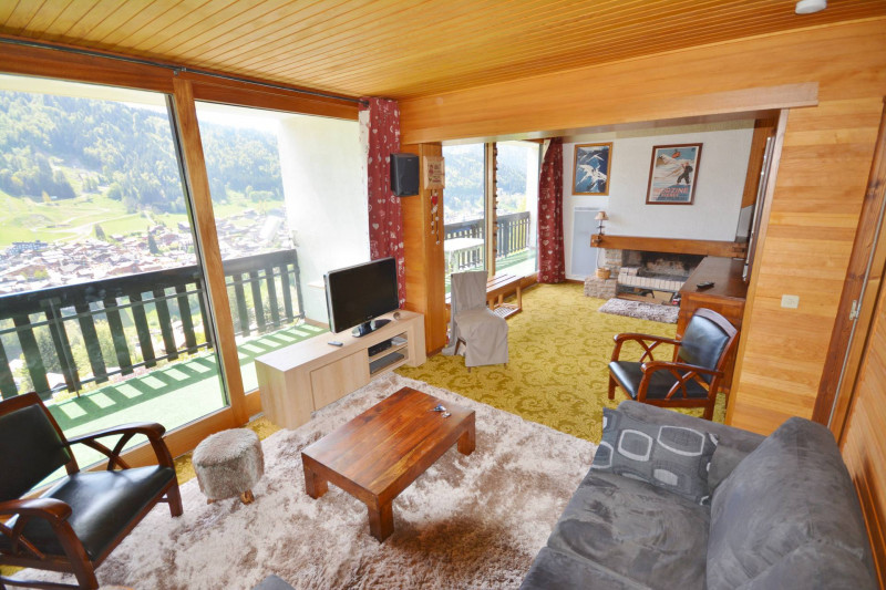 _lv_images__lot_0000290236_01_7092996