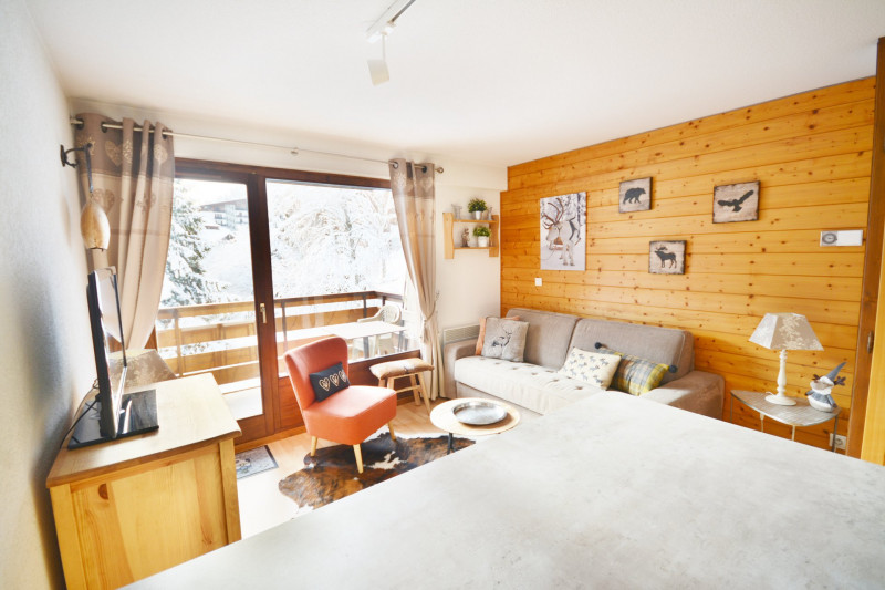 _lv_images__lot_0020392288_01_6786005