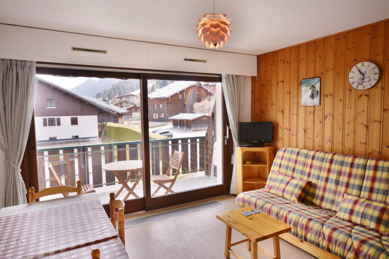 _lv_images__lot_0020392413_01_7175034