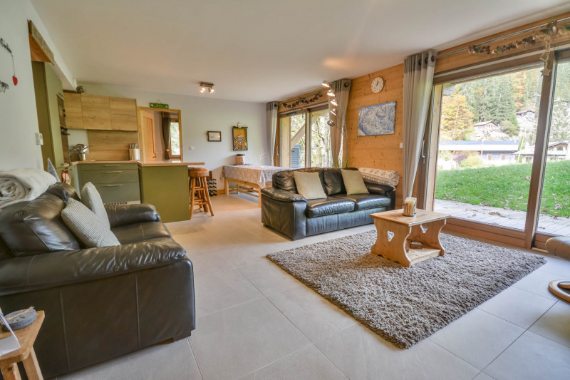 _lv_images__lot_0020392425_01_6819708