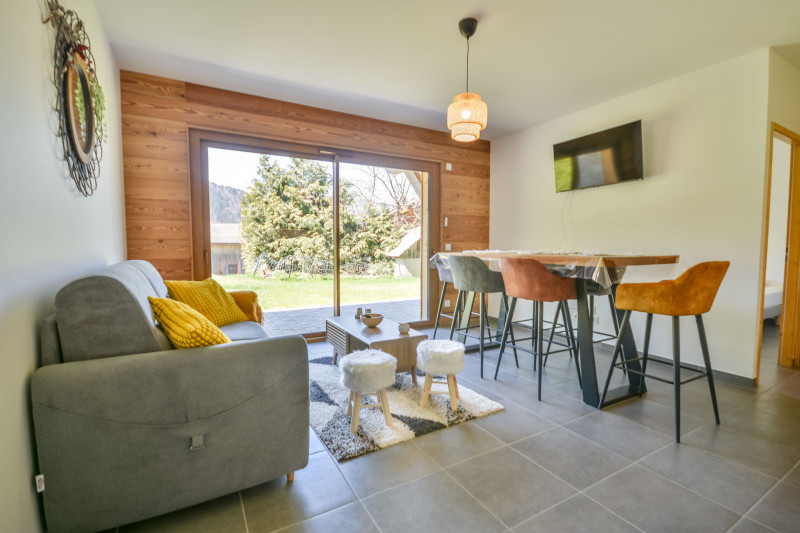 _lv_images__lot_0020392463_01_6980336