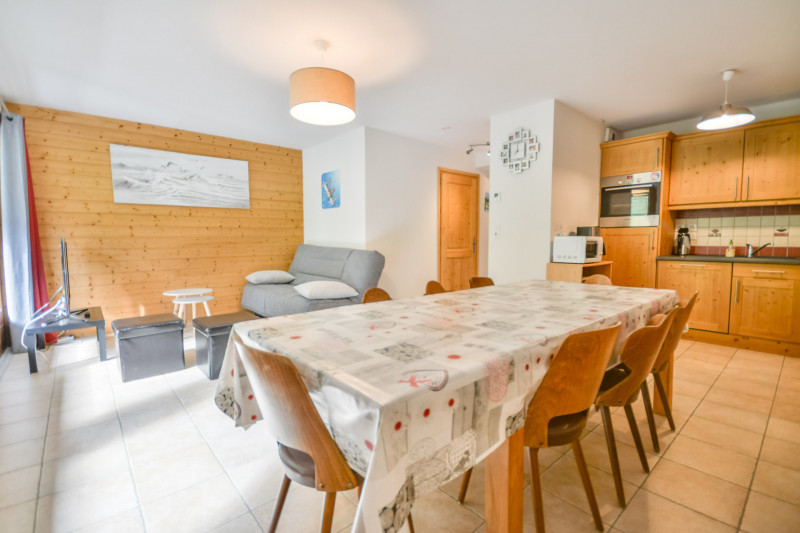 _lv_images__lot_0020392482_01_7069969